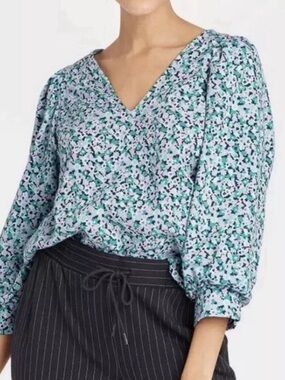 A-New-Day V-Neck Long Sleeve Floral Blouse